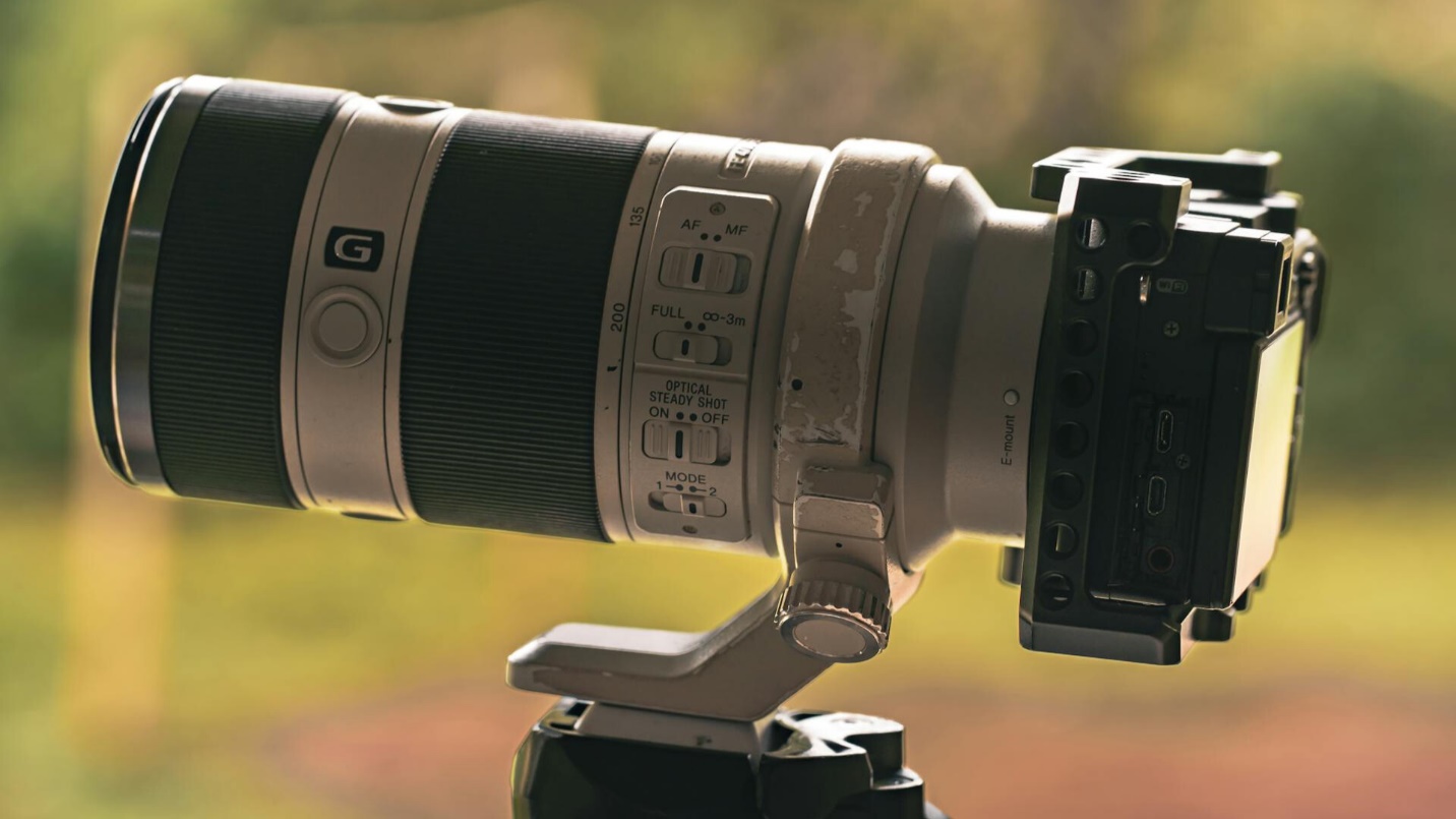 Beyond the Shutter: Photography Ethics & Wildlife Etiquette in Tanzania (Capturing Beauty Responsibly & Respecting the Wild)